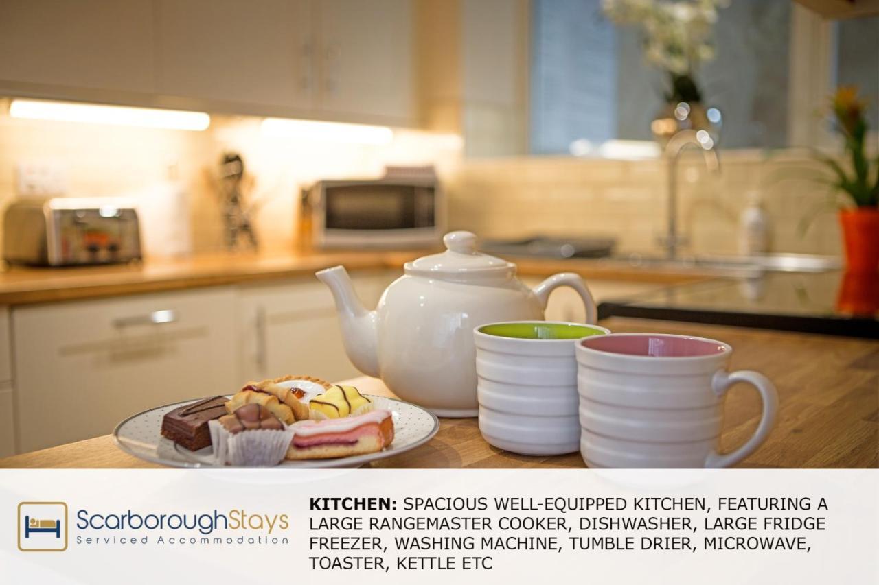 Scarborough Stays - Luxury Townhouse Ideal For Large Groups - Hot Tub Eksteriør billede